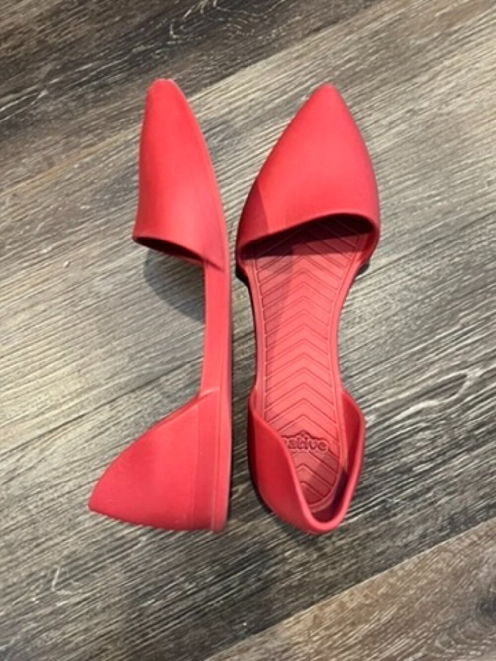 Native Jefferson Slingback Flats Red Size 10 | Waterproof Rubber Lightweight
